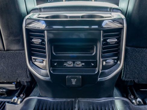 Used 2019 RAM 3500 Laramie image 32