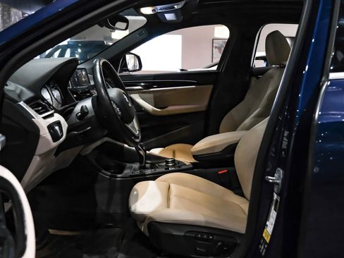 Used 2020 BMW X2 xDrive28i w/ Convenience Package AWD/4WD image 3