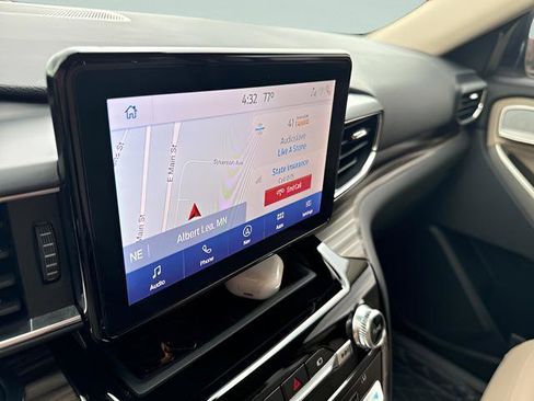 Used 2021 Ford Explorer Limited w/ Equipment Group 301A image 13