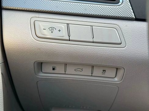 Used 2017 Hyundai Sonata SE image 23