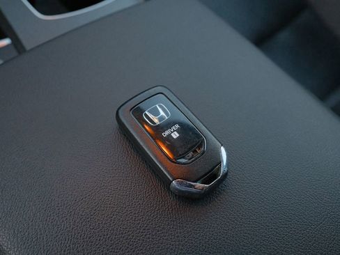 Used 2022 Honda Accord EX-L image 9