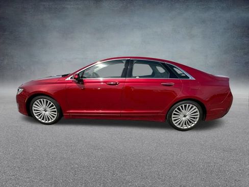 Used 2017 Lincoln MKZ Reserve FWD image 11