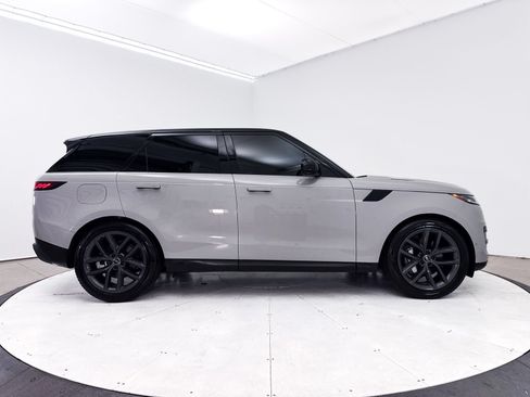 Used 2024 Land Rover Range Rover Sport SE AWD/4WD image 38