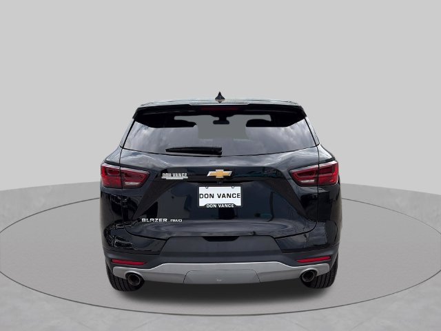 Used 2025 Chevrolet Blazer LT AWD/4WD image 4