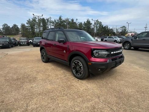 New 2026 Ford Bronco Sport Outer Banks w/ Outer Banks Tech Package+ AWD/4WD image 8