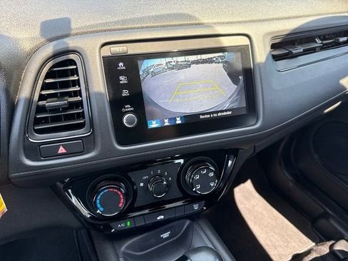 Used 2021 Honda HR-V Sport image 19