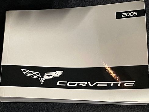Used 2005 Chevrolet Corvette Convertible w/ Preferred Equipment Group RWD image 49