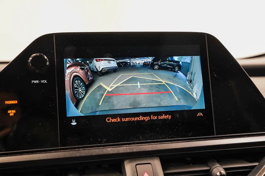 Used 2024 Lexus UX 250h FWD image 26