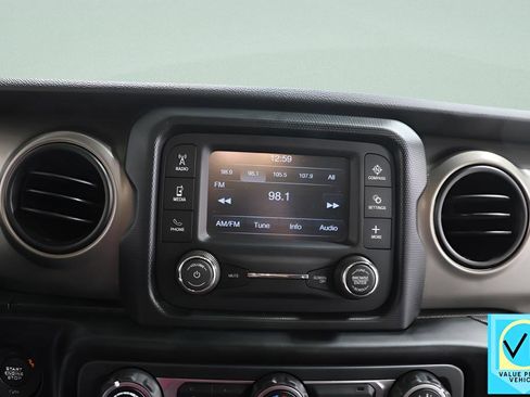 Used 2019 Jeep Wrangler Unlimited Sport S image 14