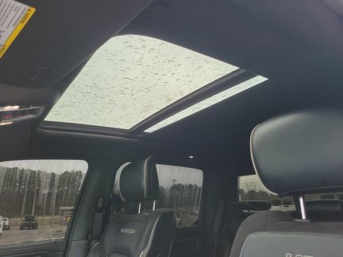 Used 2022 RAM 1500 Laramie image 29