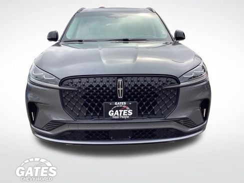 Used 2025 Lincoln Aviator Reserve w/ Jet Appearance Package AWD/4WD image 2