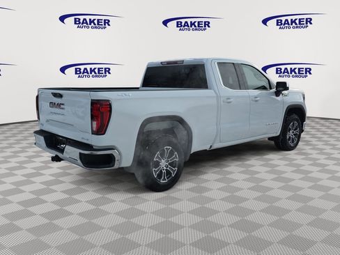 New 2026 GMC Sierra 1500 SLE image 5