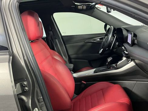 Used 2024 Dodge Hornet R/T Plus w/ Tech Pack Plus w/o Parking image 31