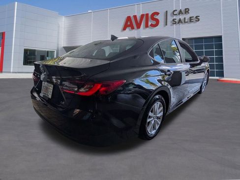 Used 2025 Toyota Camry LE image 6