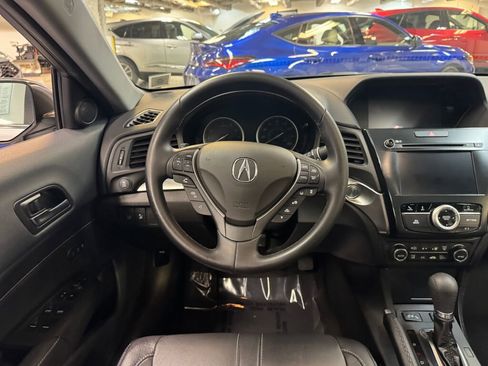 Certified 2020 Acura ILX w/ Premium Package image 14