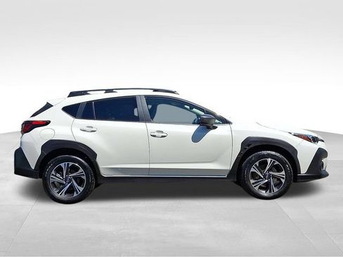 Used 2024 Subaru Crosstrek 2.0i Premium AWD/4WD image 7