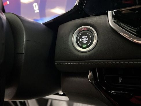 Certified 2024 Chevrolet Colorado LT w/ LT Convenience Package III image 17