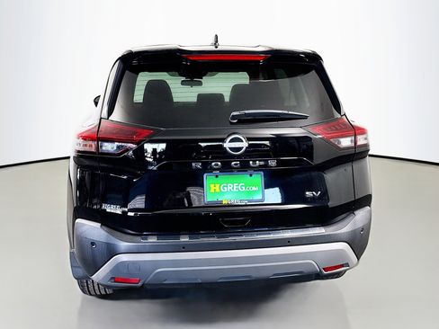 Used 2023 Nissan Rogue SV image 8