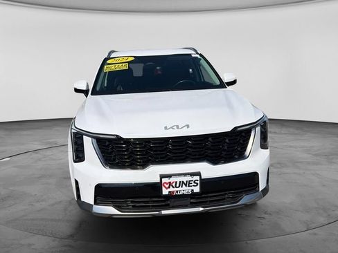 Used 2024 Kia Sorento S AWD/4WD image 4