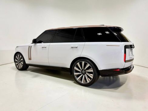 Used 2023 Land Rover Range Rover SV AWD/4WD image 32