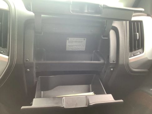 Used 2018 GMC Sierra 1500 SLT AWD/4WD image 21