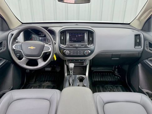 Used 2022 Chevrolet Colorado W/T w/ WT Convenience Package AWD/4WD image 37