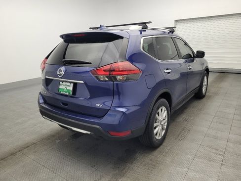 Used 2018 Nissan Rogue SV image 9