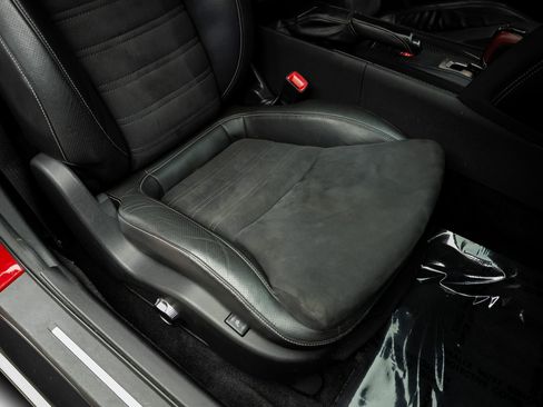 Used 2015 Nissan GT-R Premium AWD/4WD image 38