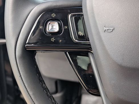 Used 2023 Lincoln Corsair AWD w/ Equipment Group 101A image 22