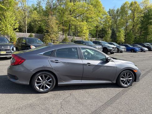 Used 2019 Honda Civic EX image 6