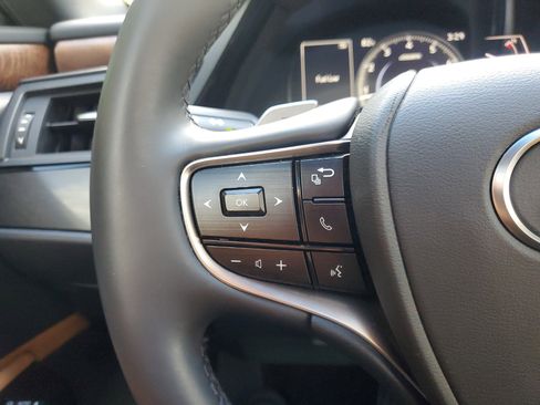 Certified 2022 Lexus ES 350 w/ Premium Package image 22