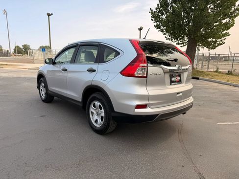 Used 2016 Honda CR-V LX image 7