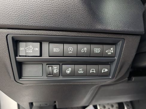 New 2026 Toyota Tundra Platinum image 25