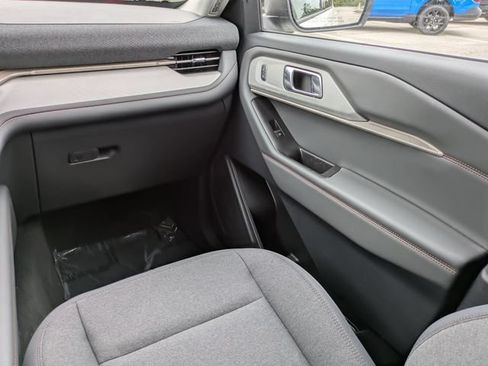Certified 2026 Ford Explorer Active RWD image 17