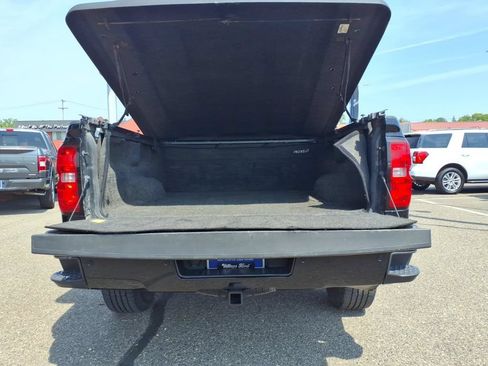 Used 2019 Chevrolet Silverado 1500 LT w/ All Star Edition AWD/4WD image 9