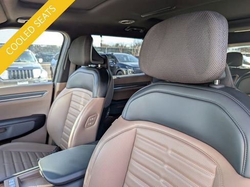 Certified 2024 Kia EV9 Land image 11