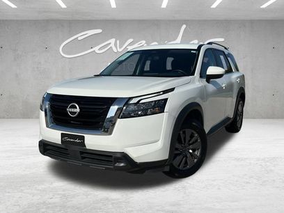 Certified 2025 Nissan Pathfinder SV