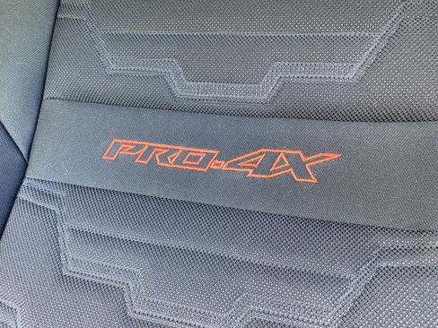 Used 2025 Nissan Frontier PRO-4X w/ Pro Convenience Package AWD/4WD image 35