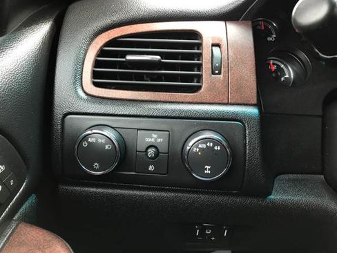 Used 2011 Chevrolet Silverado 1500 LTZ image 14