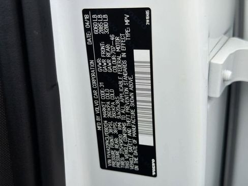 Used 2018 Volvo XC90 T6 Momentum w/ Convenience Package image 37