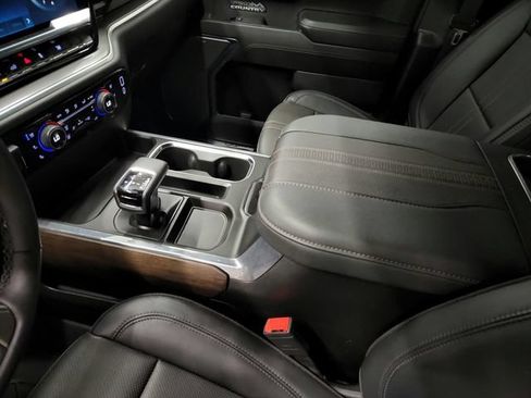 Used 2024 Chevrolet Silverado 1500 High Country w/ Midnight Edition AWD/4WD image 21