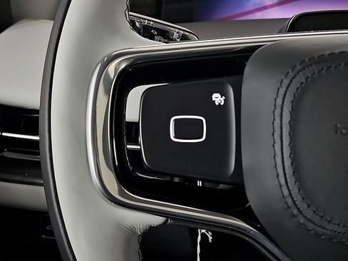 New 2026 Lincoln Navigator L Black Label AWD/4WD image 18