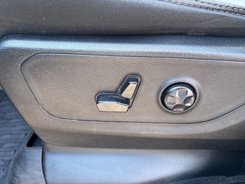 Used 2020 RAM 1500 Big Horn image 16