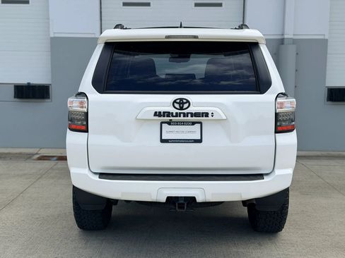 Used 2021 Toyota 4Runner SR5 AWD/4WD image 4
