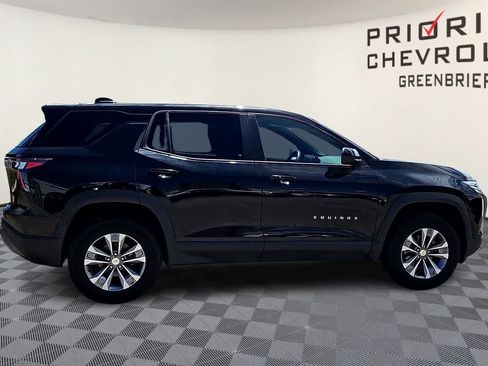 Certified 2025 Chevrolet Equinox LT FWD image 9