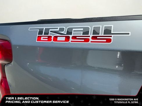 Used 2026 Chevrolet Silverado 1500 LT Trail Boss w/ LT Trail Boss Premium Package AWD/4WD image 40