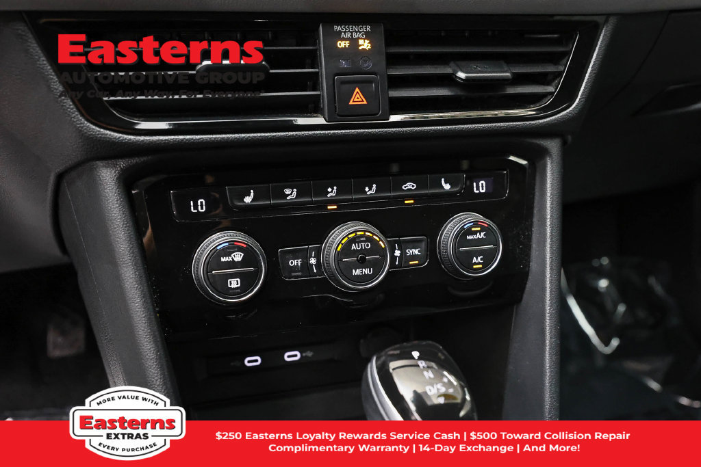 Used 2024 Volkswagen Taos SE FWD image 20