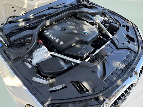 Used 2023 BMW 530i xDrive w/ Premium Package image 33