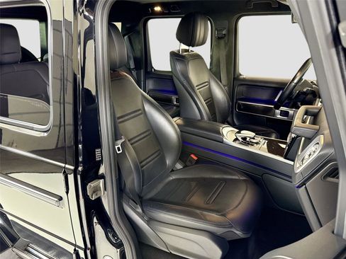Used 2021 Mercedes-Benz G 550 w/ G Manufaktur Interior Package image 31