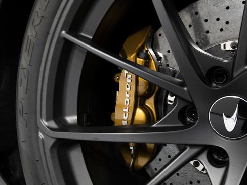 Used 2024 McLaren 750S Spider RWD image 46